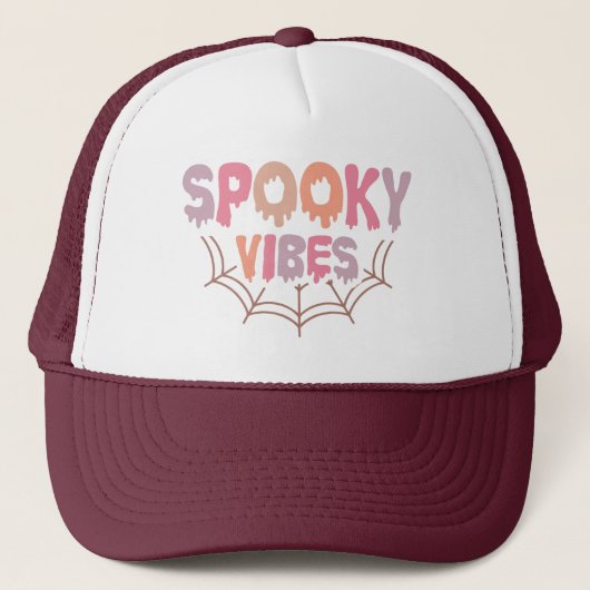 Spooky Vibes Truckerkappe (Vorderseite)