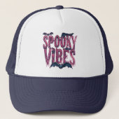Spooky Vibes Truckerkappe (Vorderseite)