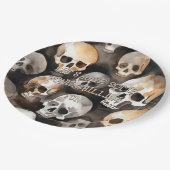 Spooky Watercolor Skulls Halloween Bone Chilling Pappteller (Schrägansicht)