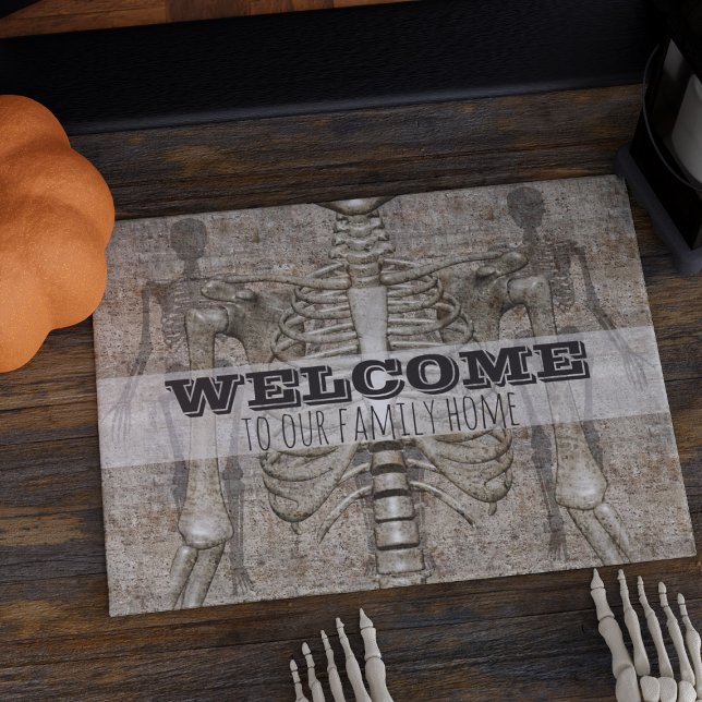 Spooky Welcome Creepy Skeleton Halloween Doormat Fußmatte (It's spooky season. Time to dress your Halloween home.)