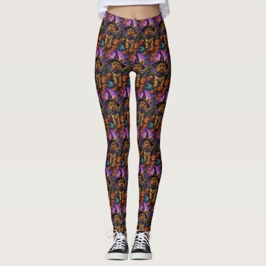 Spooky Yorkipoo Hund Halloween Hexe und Pumpkin Leggings (Vorderseite)