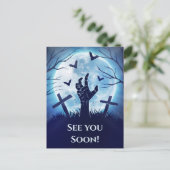 Spooky Zombie Graveyard (Mitternachtsblau) Postkarte (Stehend Vorderseite)