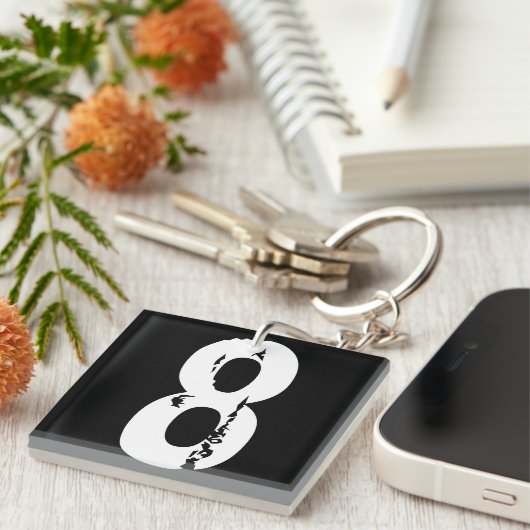 Sport Nummer 8 Schlüsselanhänger (Vorderseite rechts)