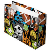 Sport Pattern With Balls Große Geschenktüte (Vorderseite Schrägansicht)
