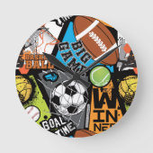Sport Pattern With Balls Runde Wanduhr (Vorderseite)