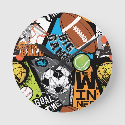 Sport Pattern With Balls Runde Wanduhr (Vorderseite)