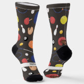 Sport-Schulmuster auf Dunkelgrau Socken (Gewinkelt)