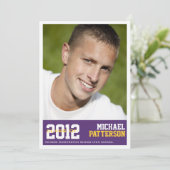 Sport Typ Foto Graduation Party Einladung Lila (Stehend Vorderseite)