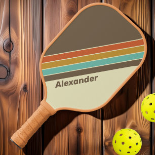 Sport Vintag Retro Regenbogen Streifen mit Namen Pickleball Schläger