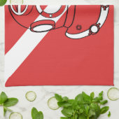 SPORTTAUCHER-STURZHELM-ROTES WEISSES GESCHIRRTUCH (Gefaltet)