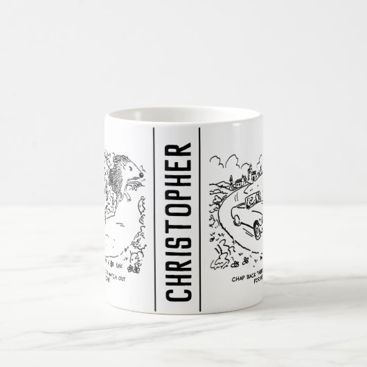 Sportwagen im Grünen mit Igel Kaffeetasse (Mittel)