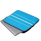 Sporty 70er Bright Sky Blue White Racing Streifen Laptopschutzhülle (Vorne Knopf)