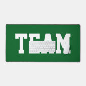 Sporty Big Bold TEAM White Text On Forest Green Schreibtischunterlage (Tastatur & Maus)