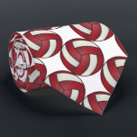 Sporty Dark Red und White Volleyball Krawatte<br><div class="desc">Volleyball Sport Men's Krawatte - Zwei Seitenaufdrucke. Mit einem roten und weißen Volleyballmuster auf weißem Hintergrund. Ein tolles Geschenk für einen Volleyballspieler, Volleyballfan oder Volleyballtrainer, ein sportliches Design. Weitere Farben sind verfügbar, wenn Sie Ihre Farben nicht finden können, kontaktieren Sie mich bitte. ⭐ 99% meiner Designs in meinem Geschäft sind...</div>