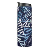 Sporty Fun: Creative Nahtlose Tapete. Thermosbecher (Nach rechts gedreht)