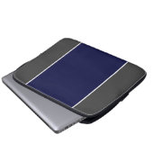 Sporty Wide Navy Blue White Streifen auf dunkelgra Laptopschutzhülle (Vorne Knopf)