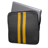 Sporty Yellow Racing Stripes Carbon Fibre Style Laptopschutzhülle (Vorderseite Links)