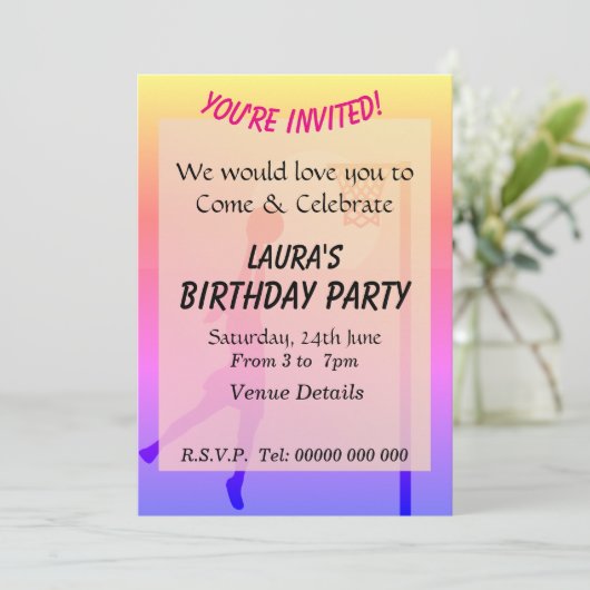 SportyThemed Netball-Party Einladung (Stehend Vorderseite)