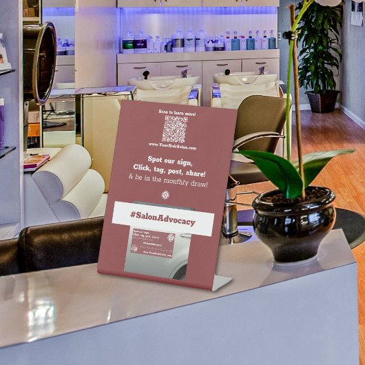 Spot, Click, Tag, Post, Share! Sockelschild