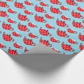 Spotty Red Teapot and Cups Blue Pattern Geschenkpapier (Ecke)