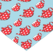 Spotty Red Teapot and Cups Blue Pattern Kurzer Tischläufer (Ecke)