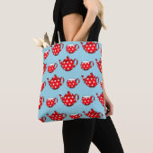 Spotty Red Teapot and Cups Blue Pattern Tasche (Von Nahem)