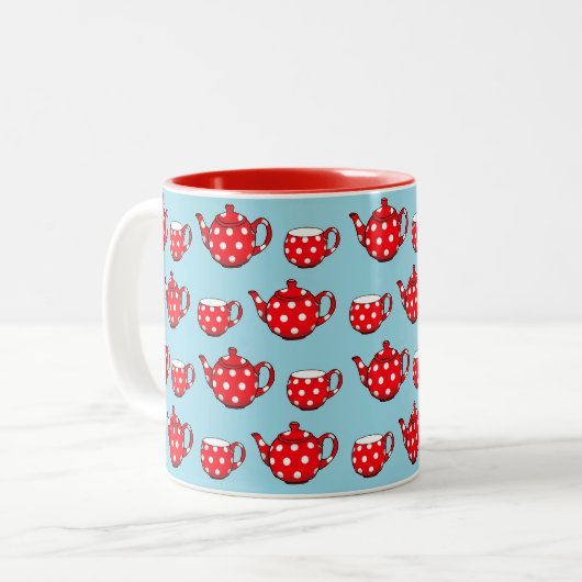 Spotty Red Teapot and Cups Pattern on Blue Zweifarbige Tasse (Vorderseite Links)