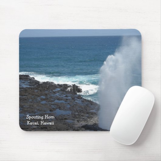 Spouting Horn in Kauai, Hawaii Mousepad (Mit Mouse)
