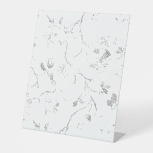 Sprache, Graues Cloud Pedestal Sockelschild