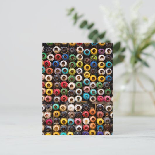 Spray Paint Cans Postkarte (Stehend Vorderseite)