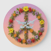 Spread Love Not Hate Große Wanduhr (Vorderseite)