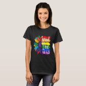 Spread love not hate , LGBT PRIDE T-Shirt (Vorne ganz)