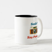 Spread Peace not Fee Old Camera Tank Zweifarbige Tasse (VorderseiteRechts)