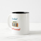 Spread Peace not Fee Old Camera Tank Zweifarbige Tasse (Vorderseite Links)