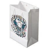 "Spread your Wings - Wrapping Paper Design" Mittlere Geschenktüte (Vorderseite Schrägansicht)