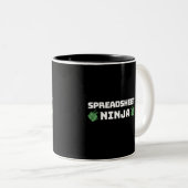 Spreadsheet ninja Zwei-Tone-Kaffee-Tasse Zweifarbige Tasse (VorderseiteRechts)