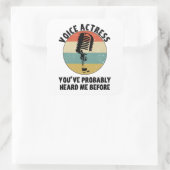 Sprecherin synchronisieren quadratischer aufkleber (Tasche)