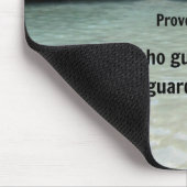 Sprichwörter 13:3 Wer seine Lippen bewacht... Mousepad (Ecke)