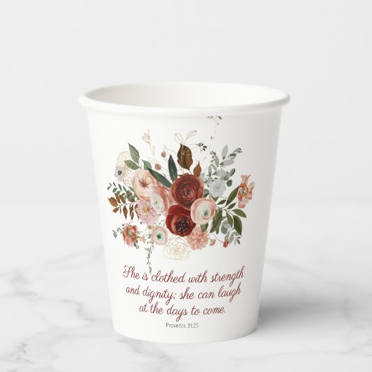 Sprichwörter 31:25 Elegant Blush Pink Bloral Pappbecher (Vorderseite)