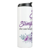 Sprichwörter 31:25 Festigkeit und Würde Lila Blume Thermosbecher (Nach links gedreht)