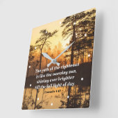 Sprichwörter 4:18 Pfad des rechten Verses Quadratische Wanduhr (Winkel)