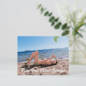 Spring Break Girl Lying on Sandy Beach Postkarte (Stehend Vorderseite)