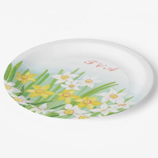 Spring Daffodils Wedding Pappteller (Schrägansicht)
