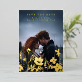Spring Elegante Wildblume Boho Foto Save the Date Folieneinladung (Stehend vorne)