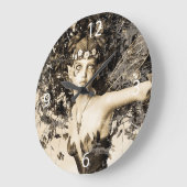 Spring Fairy Vintag Große Wanduhr (Winkel)