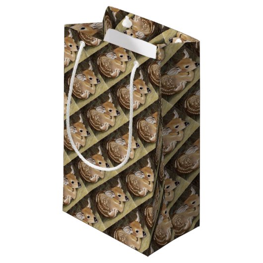Spring Fawn Kleine Geschenktüte (Vorderseite Schrägansicht)