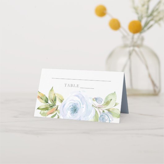 Spring Floral Dusty Blue Wedding Platzkarte (Vorderseite)