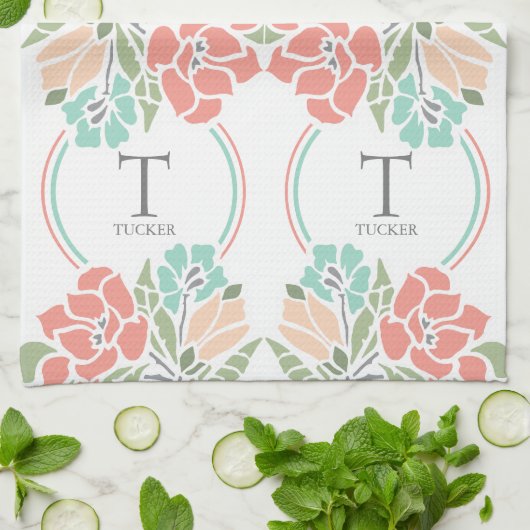 Spring Floral Family Monogram Kitchen oder Geschirrtuch (Gefaltet)