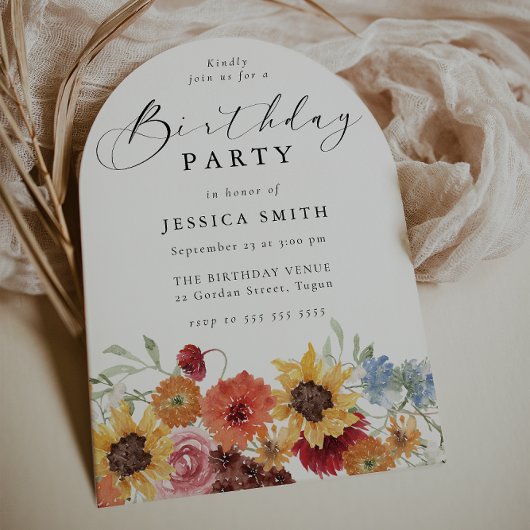 Spring Floral Modern Arch Womans Birthday Party Einladung