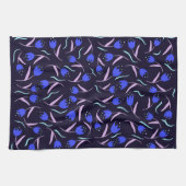 Spring Floral Pattern on Dark Blue Background Geschirrtuch (Horizontal)